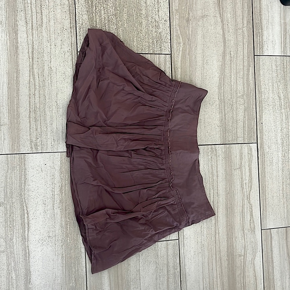 Light purple Banana Republic skirt. Size 12 with side zipper! Very light cotton